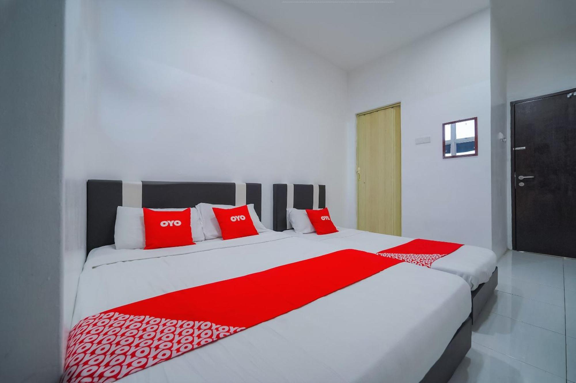 Oyo 89820 Sp Berlian Hotel