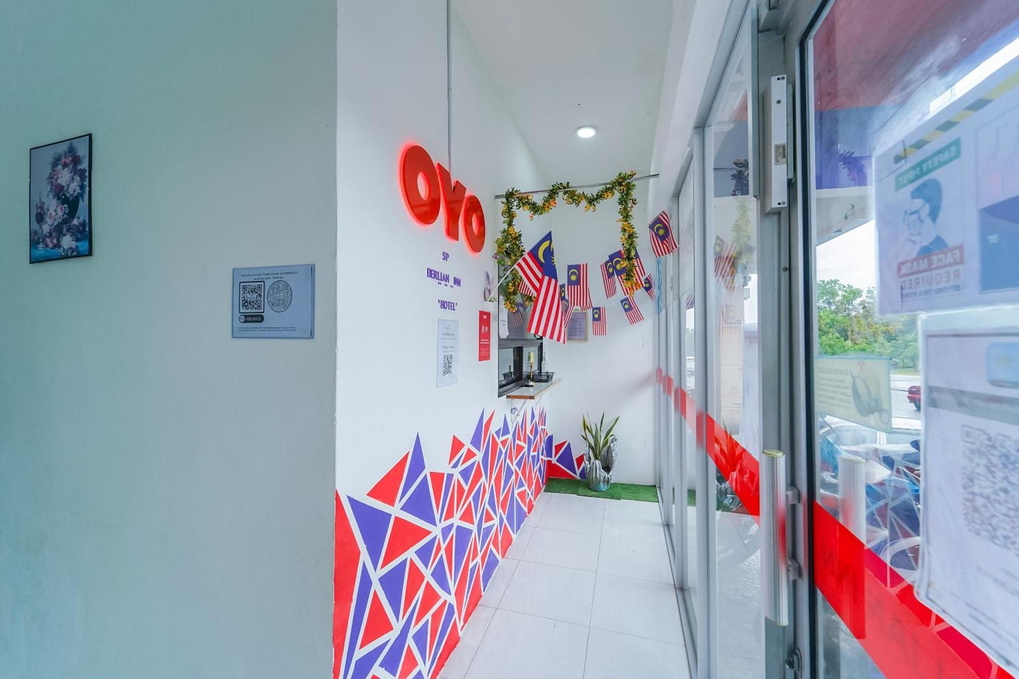 Hotel Oyo 89820 Sp Berlian 2*